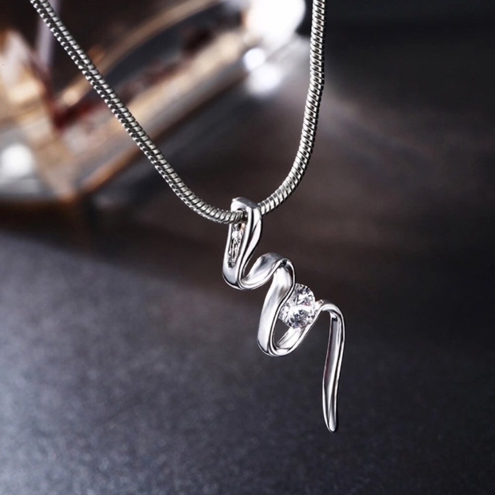 ✨ 925 Sterling Silver Snake CZ Necklace ✨
